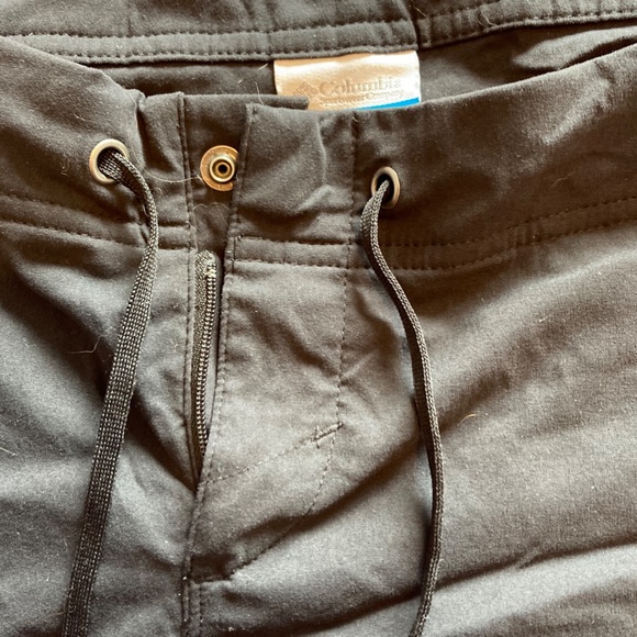 Columbia Women's Anytime Outdoor Long Shorts in Black - Picture 3 of 6